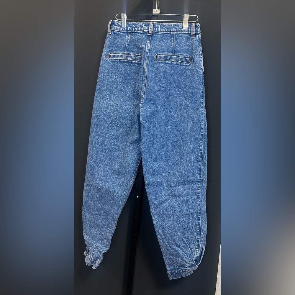 028 - NWOT- Abercrombie & Fitch Ultra High-Rise 80’s Mom Jeans Size 27 - Picture 7 of 8